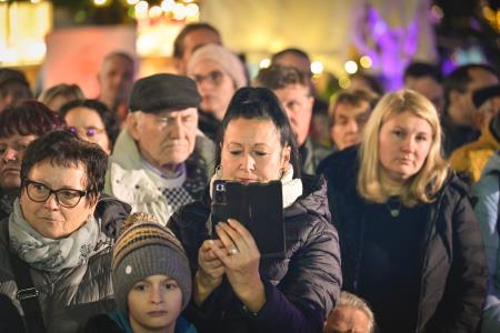 visit_trojica_zive_jaslice_2023_12_26_MAR5903_pigac_si